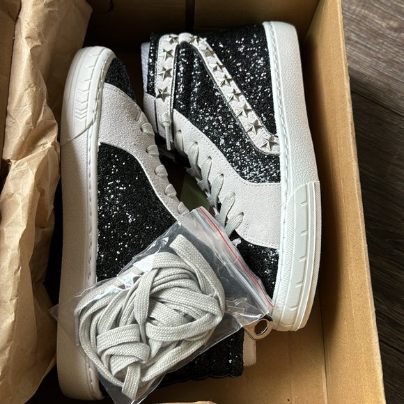 Vintage Havana Bianca High Top Sneaker - Picture 2 of 12